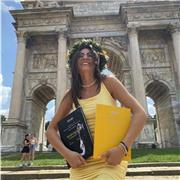 Diplomata in Accademia di belle arti, cerca ragazzi in difficoltà da aiutare nella stesura/scrittura/sviluppo e ideazione di una tesi/tesina efficace e moderna!